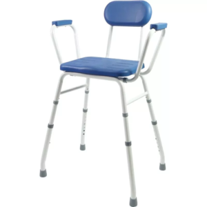 chaise-capitonnee-haute-douche-bleue-812057